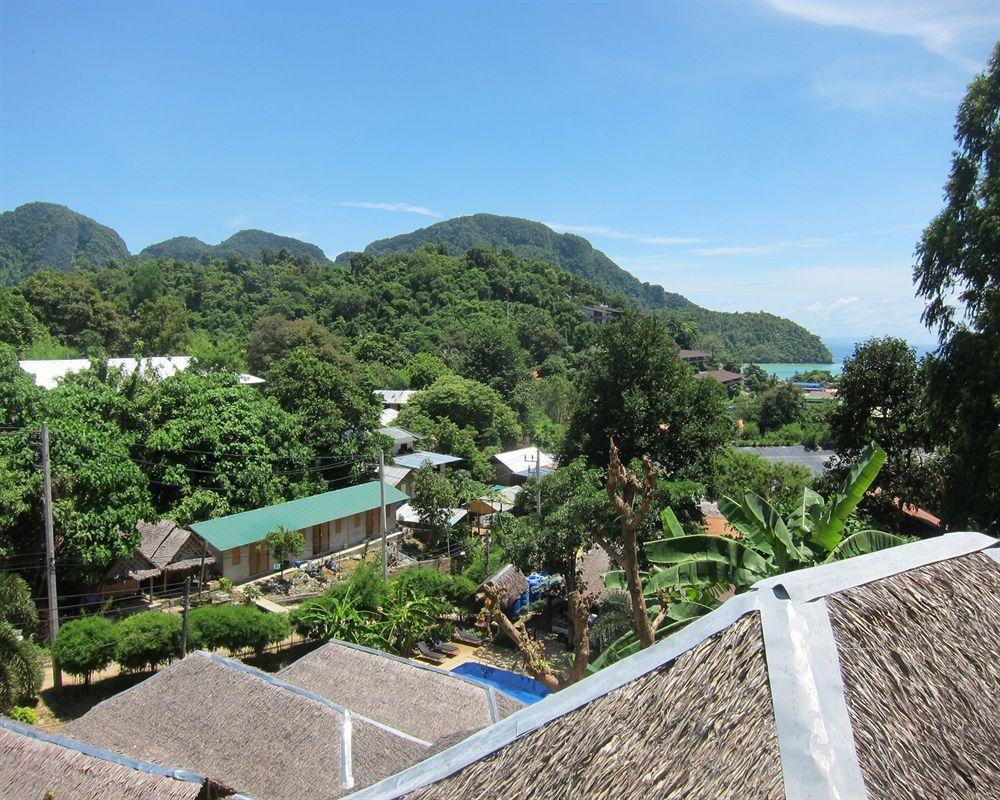 Bamboo Mountain View Phi Phi Resort Buitenkant foto
