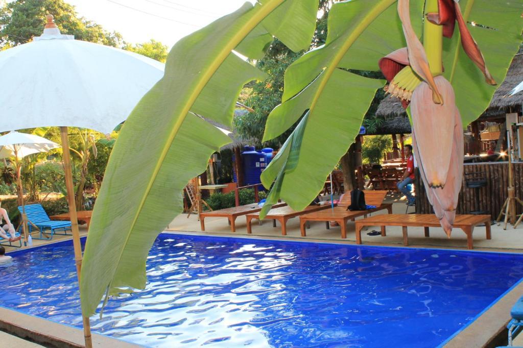 Bamboo Mountain View Phi Phi Resort Buitenkant foto