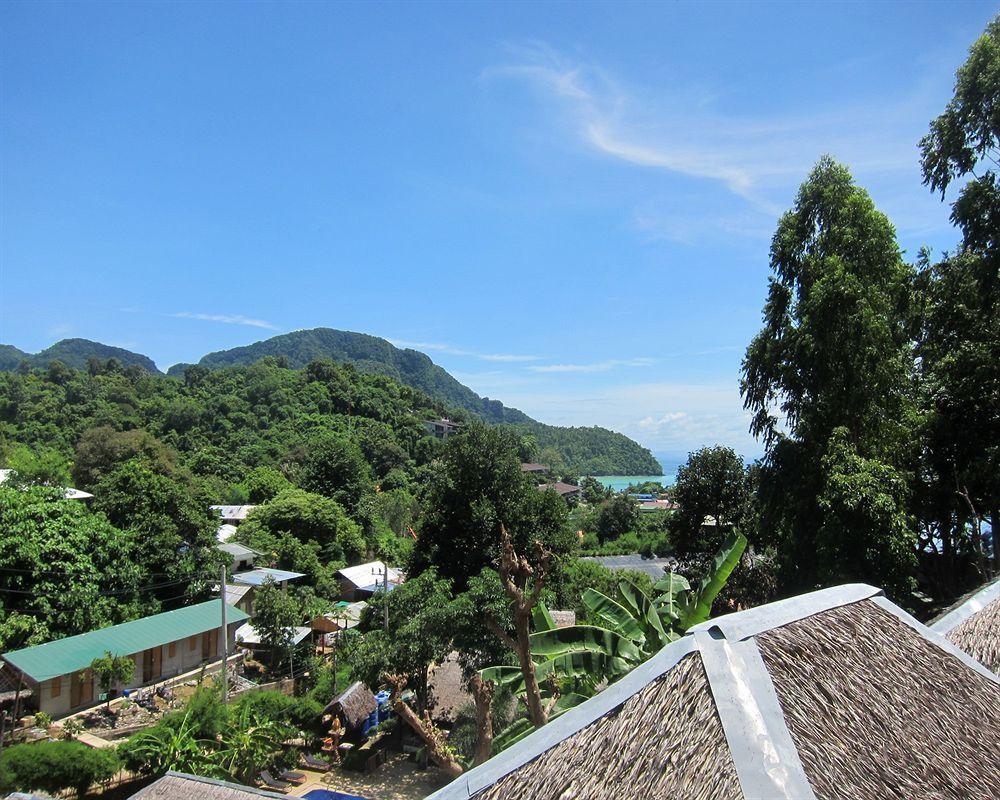 Bamboo Mountain View Phi Phi Resort Buitenkant foto