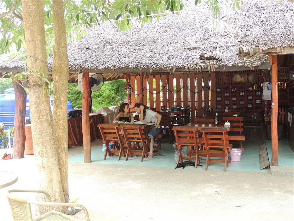 Bamboo Mountain View Phi Phi Resort Buitenkant foto