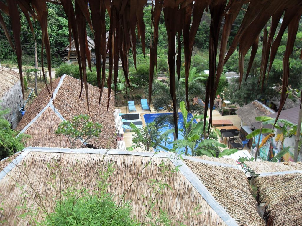Bamboo Mountain View Phi Phi Resort Buitenkant foto